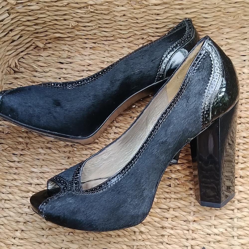 Diane Von Furstenburg black horsehair and patent leather Mary Jane's size 7